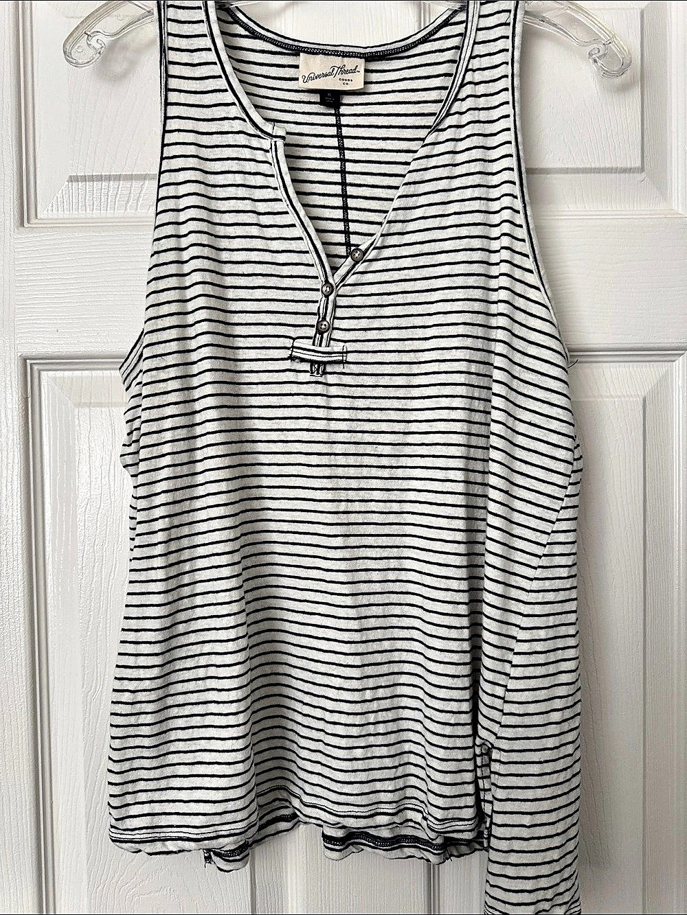 Universal Thread Women's Henley Tank Top White & Blue XL
